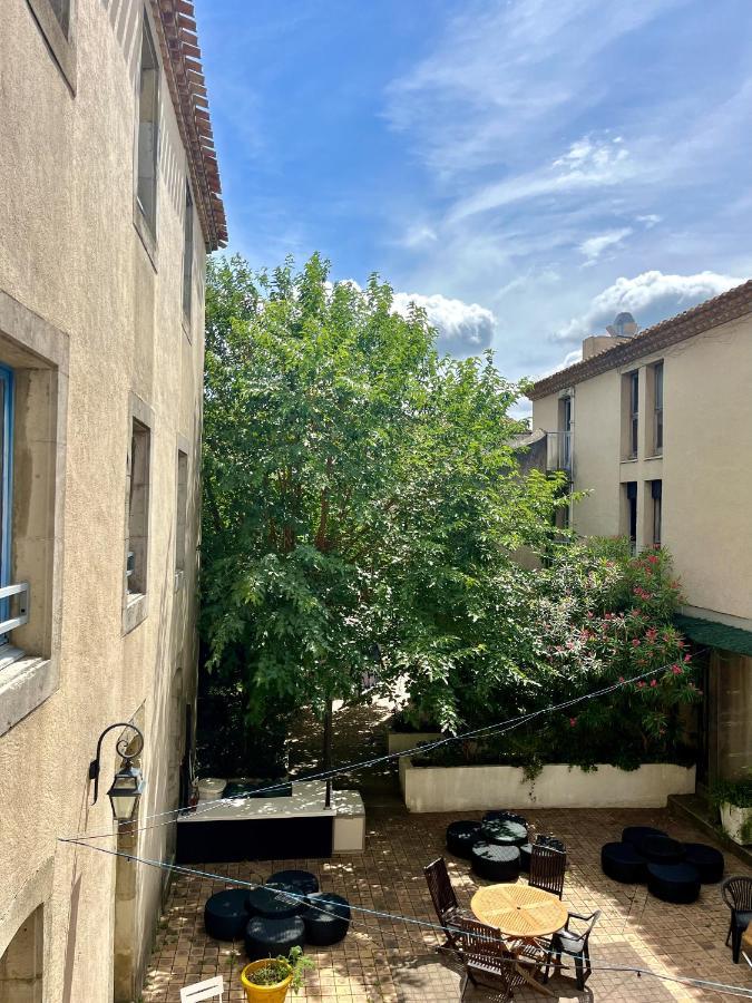 Hostel Coeur De Cite Carcassonne Exterior photo